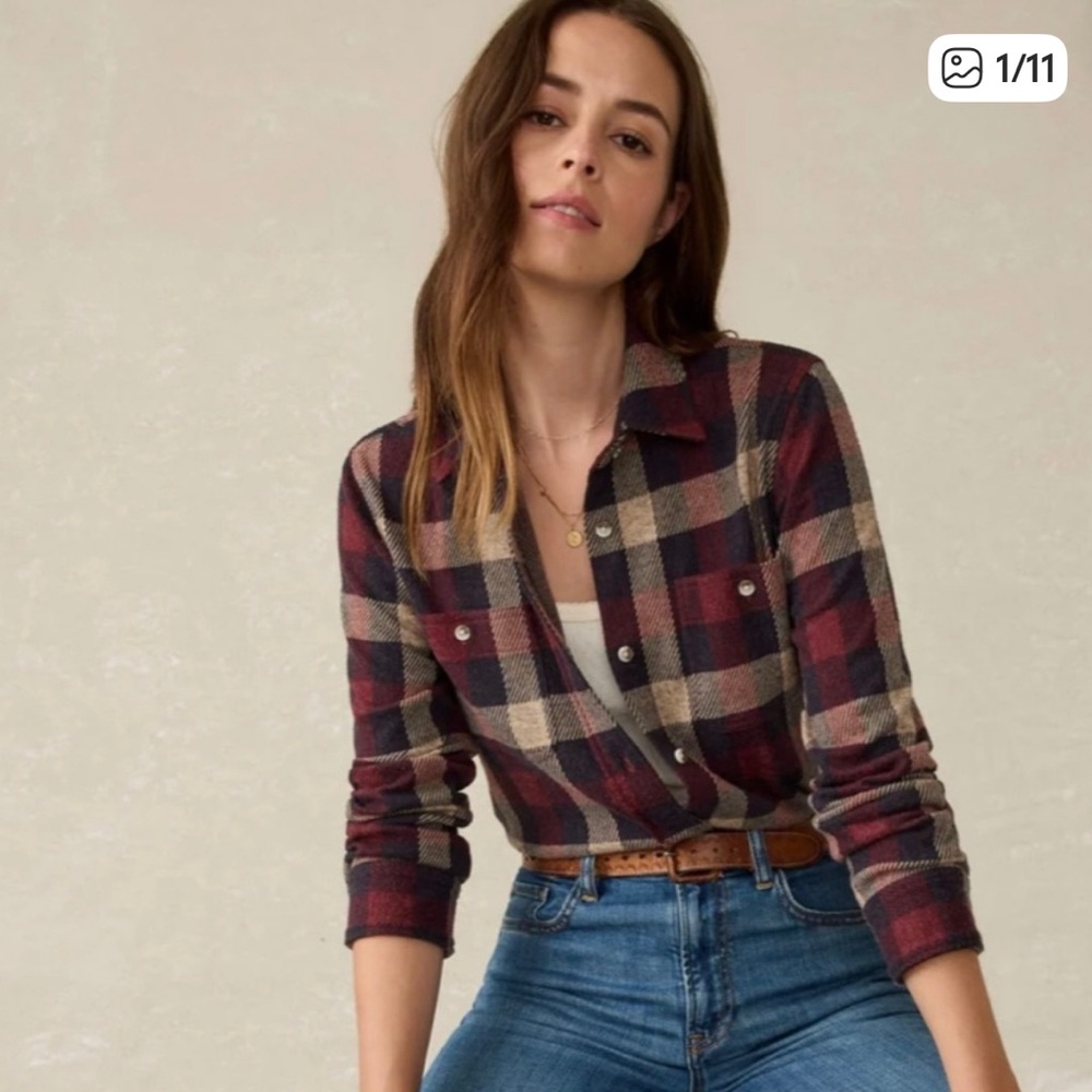 Faherty Burgundy and Cream Plaid Button-Down sweater Shirt - Picture 3 of 11